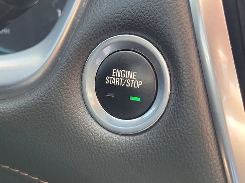 Used 2020 Chevrolet Traverse LS FWD image 15