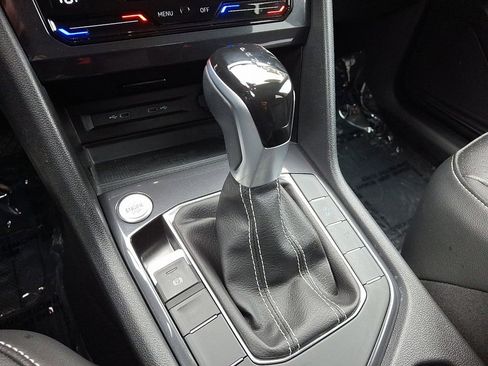 Used 2024 Volkswagen Tiguan Wolfsburg Edition image 15