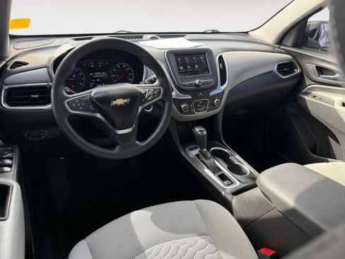 Used 2021 Chevrolet Equinox LS image 15