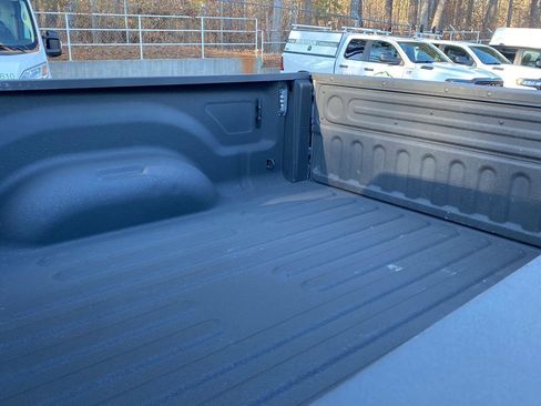 Used 2024 RAM 2500 Big Horn w/ Bed Utility Group image 10