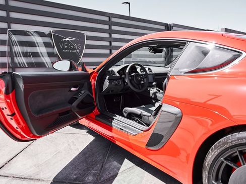 Used 2023 Porsche 718 Cayman GT4 RS RWD image 37