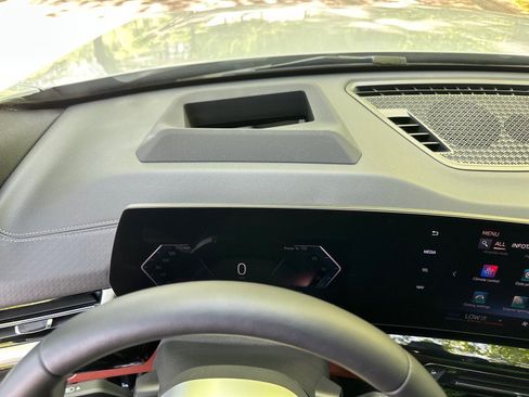 New 2026 BMW X2 xDrive28i w/ Technology Package AWD/4WD image 34