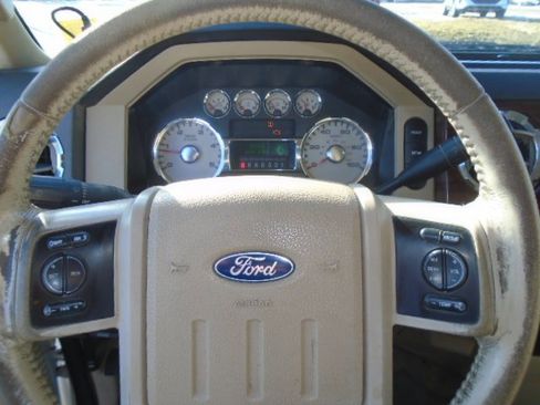 Used 2008 Ford F350 FX4 image 17