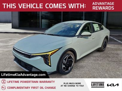 New 2025 Kia K4 EX