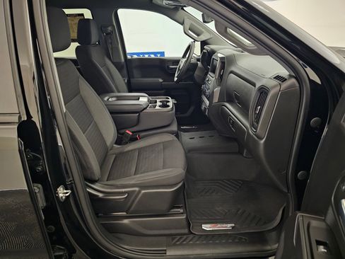 Used 2022 Chevrolet Silverado 1500 Custom Trail Boss AWD/4WD image 22