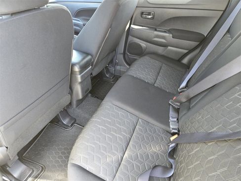 Used 2024 Mitsubishi Outlander Sport ES image 29