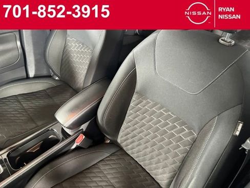 Certified 2023 Nissan Kicks SV image 24