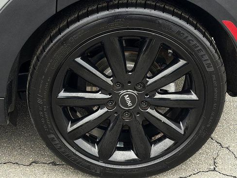 Used 2015 MINI Cooper S image 6