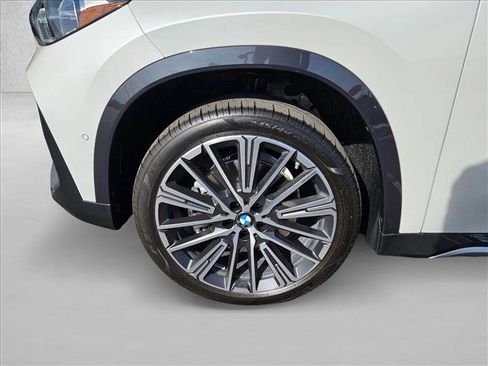New 2026 BMW X1 xDrive28i image 10