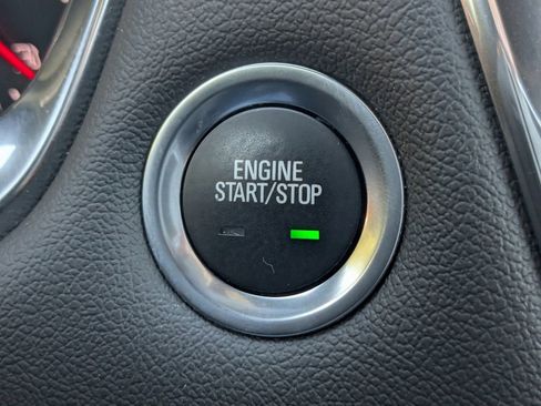 Certified 2023 Chevrolet Traverse Premier w/ Redline Edition image 31