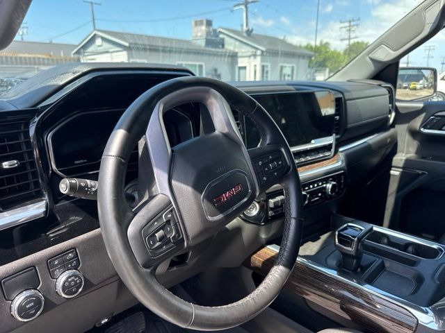 Used 2023 GMC Sierra 1500 Elevation w/ Elevation Premium Package RWD image 10
