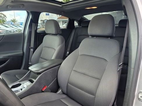 Used 2022 Chevrolet Malibu LT FWD image 16