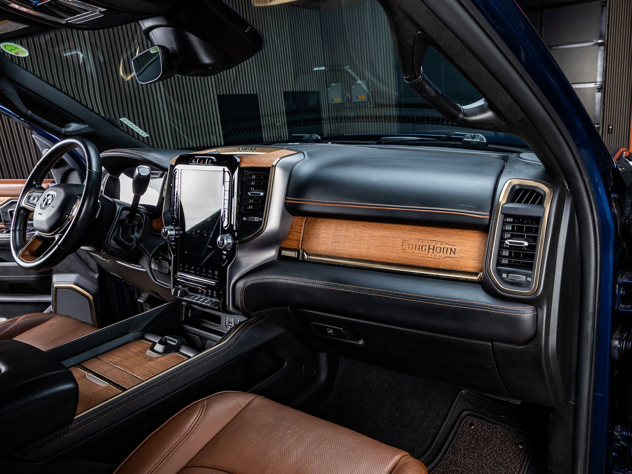 Used 2023 RAM 3500 Limited AWD/4WD image 18