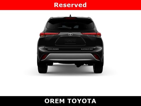 New 2026 Toyota Highlander Platinum image 8