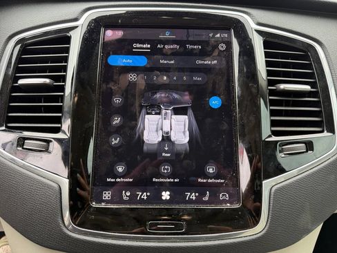 Used 2025 Volvo XC90 T8 Plus w/ Protection Package Premier AWD/4WD image 31