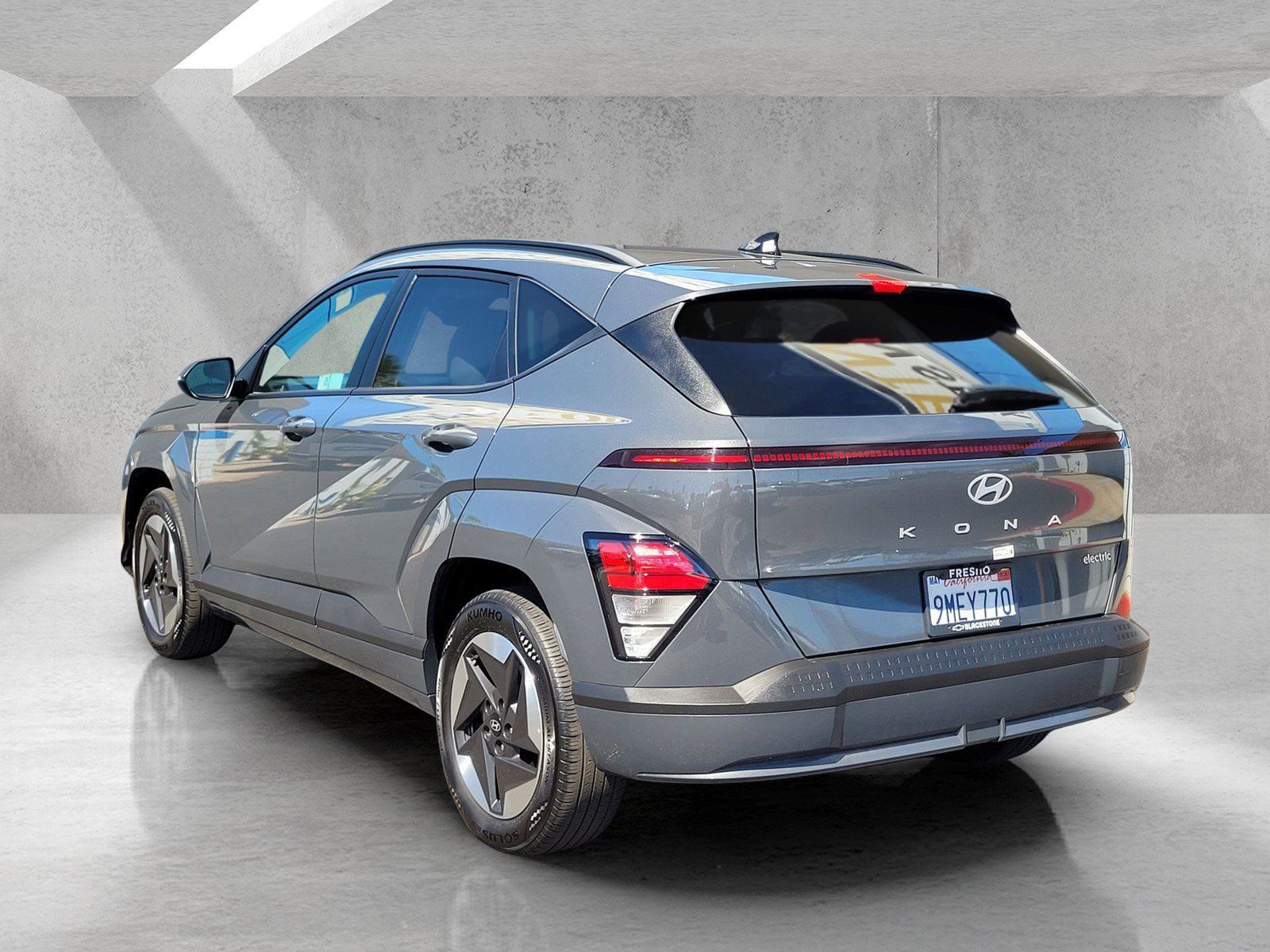 Used 2024 Hyundai Kona SEL FWD image 7