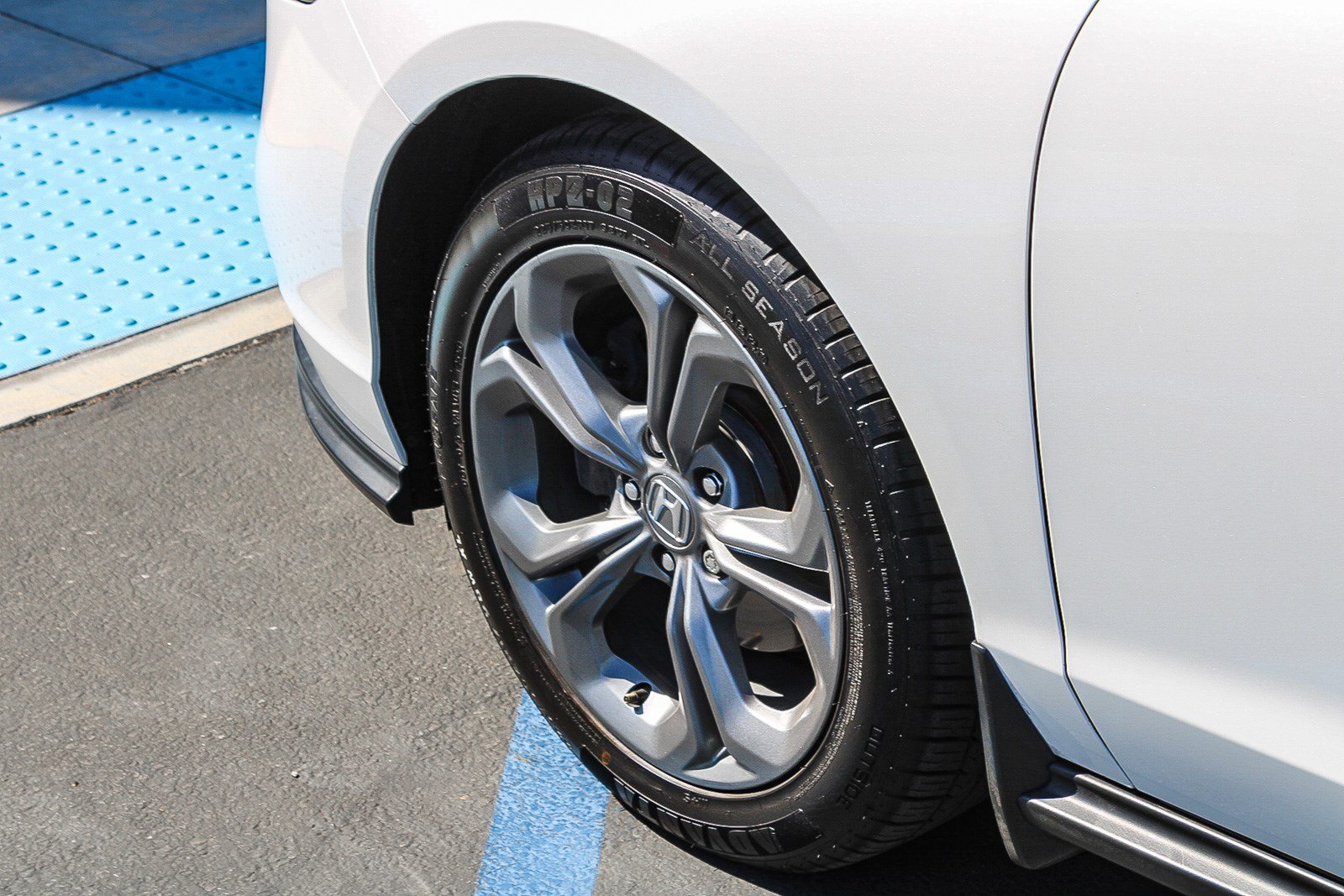 Used 2024 Honda Accord EX image 13