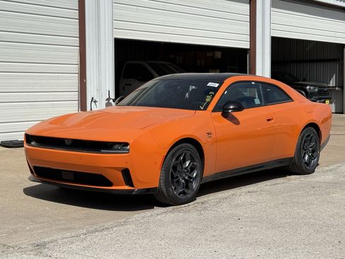 New 2025 Dodge Charger R/T w/ Quick Order Package 25M R/T image 4