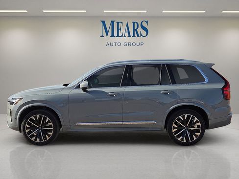 New 2026 Volvo XC90 B6 Plus w/ Protection Package Premier image 2