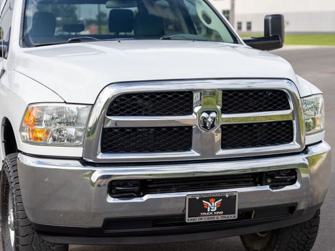 Used 2015 RAM 2500 Tradesman w/ Chrome Appearance Group AWD/4WD image 28