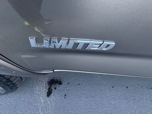 Used 2012 Toyota RAV4 Limited w/ Premium Plus Value Pkg image 9