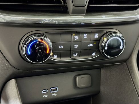 New 2026 Buick Encore GX Preferred w/ Comfort Package image 9