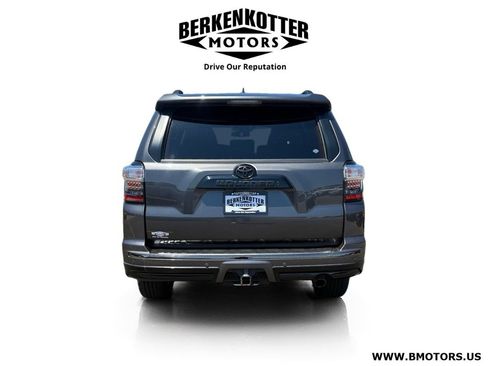 Used 2019 Toyota 4Runner Limited AWD/4WD image 4