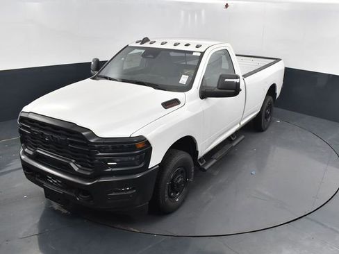 New 2025 RAM 2500 Tradesman image 32
