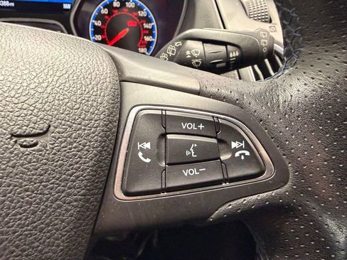 Used 2017 Ford Focus RS AWD/4WD image 27