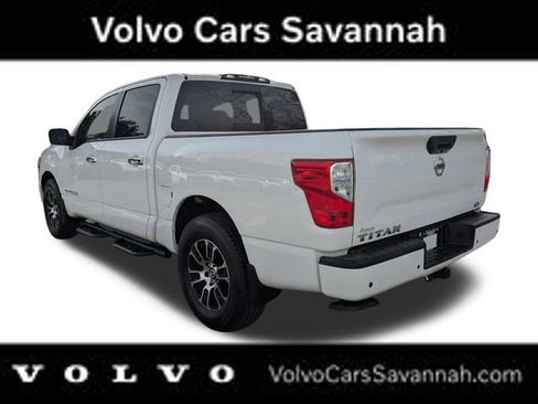Used 2021 Nissan Titan SV w/ SV Convenience Package image 7