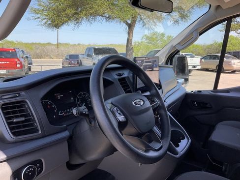 Certified 2022 Ford Transit 350 XLT RWD image 6
