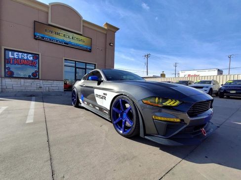 Used 2019 Ford Mustang GT w/ GT Performance Package image 2