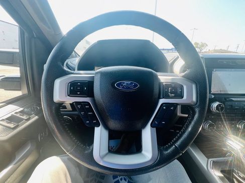 Used 2016 Ford F150 Lariat w/ Equipment Group 502A Luxury AWD/4WD image 23