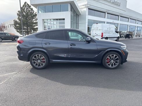 Used 2021 BMW X6 xDrive40i w/ M Sport Package image 6