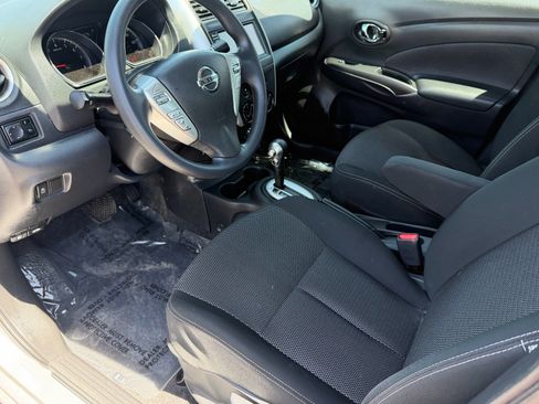Used 2019 Nissan Versa SV FWD image 17