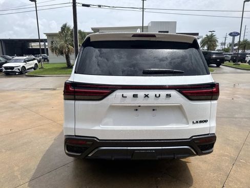 Used 2025 Lexus LX 600 F Sport w/ Accessory Package (2T) AWD/4WD image 8