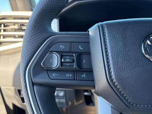 Certified 2025 Toyota Sequoia Limited image 41