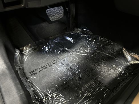 Certified 2023 Lexus ES 350 w/ Premium Package image 17