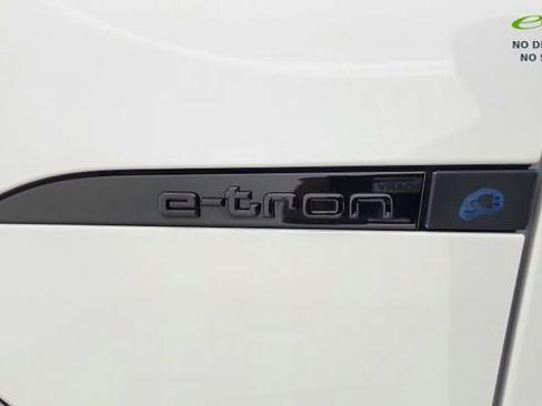 Used 2024 Audi Q8 e-tron Prestige w/ Prestige Package AWD/4WD image 18