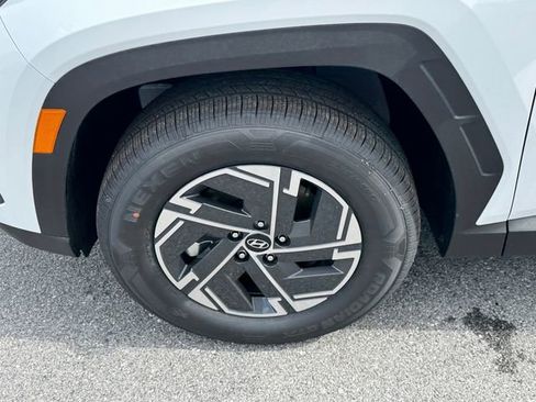New 2026 Hyundai Tucson Blue SE AWD/4WD image 21