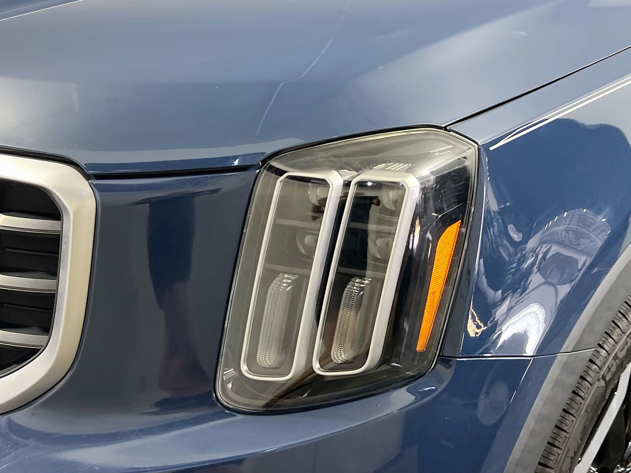 Used 2023 Kia Telluride S AWD/4WD image 11
