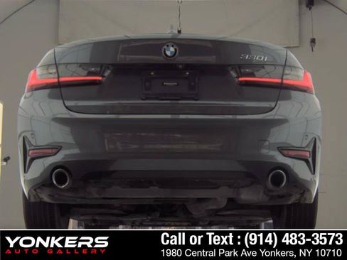 Used 2021 BMW 330i Sedan w/ Premium Package RWD image 7