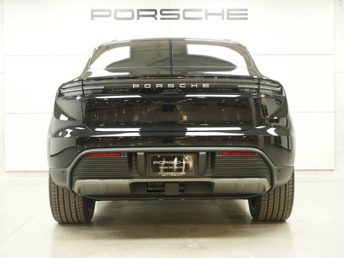 New 2026 Porsche Macan 4 Electric AWD/4WD image 12