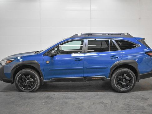 Certified 2025 Subaru Outback Wilderness image 4
