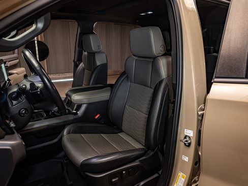 Used 2023 Chevrolet Silverado 1500 ZR2 w/ Technology Package AWD/4WD image 24