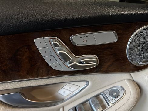 Used 2019 Mercedes-Benz GLC 300 image 23