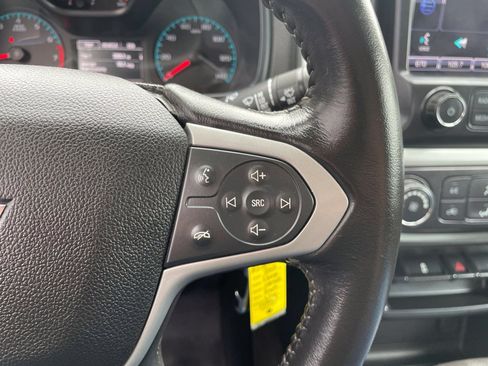 Used 2015 Chevrolet Colorado LT RWD image 25