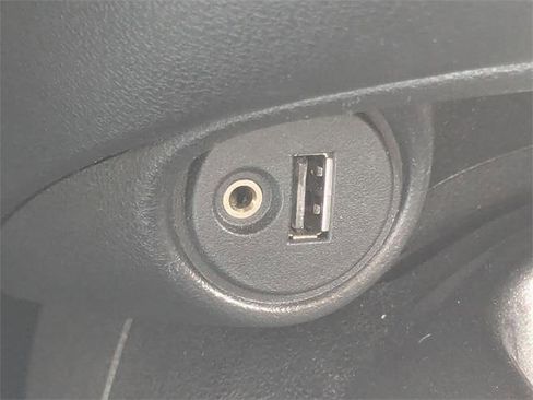 Used 2017 Nissan Juke SV w/ Technology Package image 22