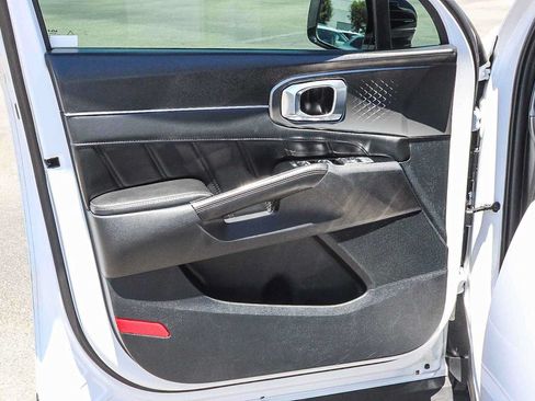 Used 2023 Kia Sorento SX FWD image 22