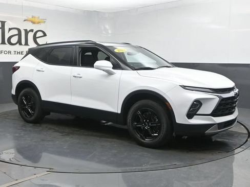 Used 2023 Chevrolet Blazer LT w/ Convenience Package FWD image 6